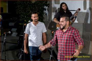 Noche de verseadores en Valsequillo (Foto Ildefonso Rodríguez)